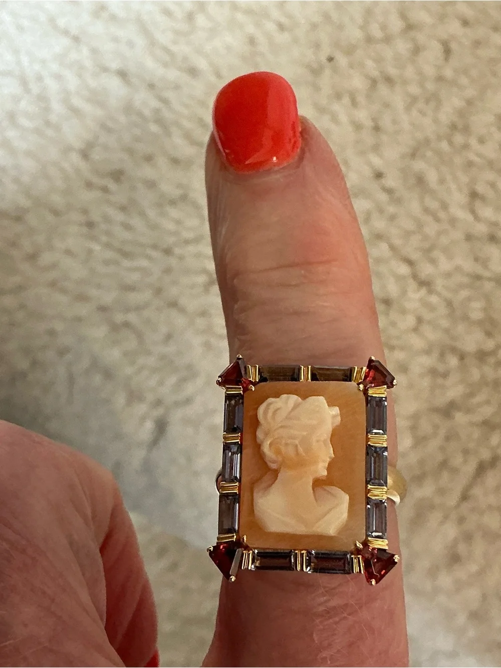 STUNNING DESIGNER FRANCESCA VILLA VINTAGE 18K GOLD LOLITE AND RHODOLITE RING